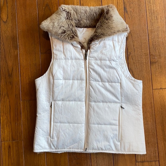 Jackets & Blazers - Reversible Fur/Cream Vest